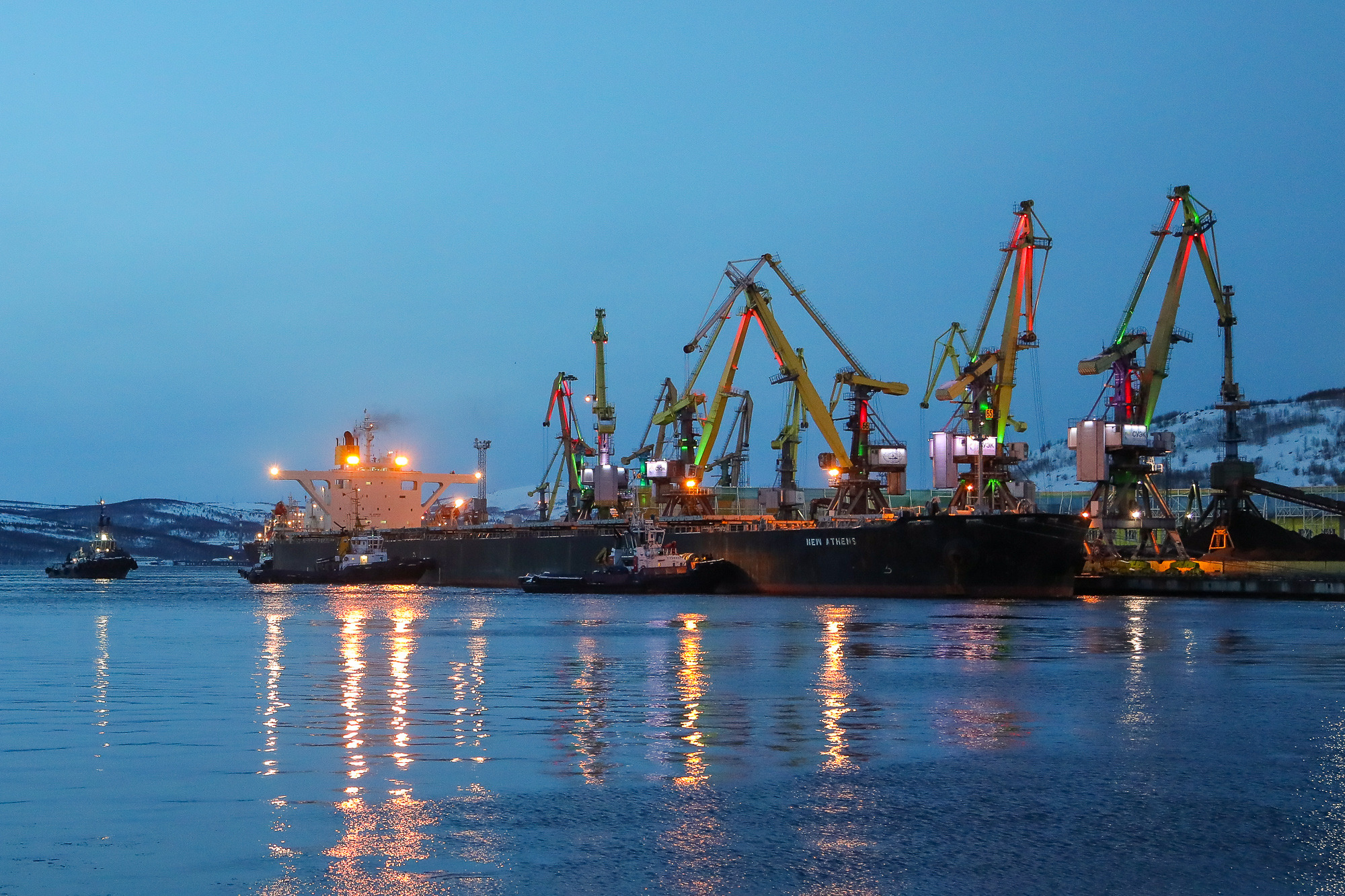 Торговый порт Мурманск